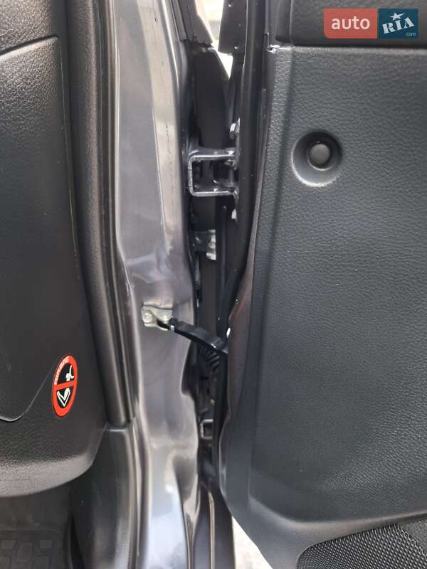 Седан Mitsubishi Lancer 2009 в Киеве