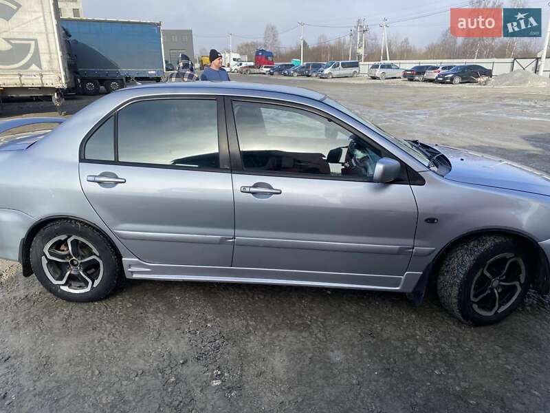 Седан Mitsubishi Lancer 2007 в Львове