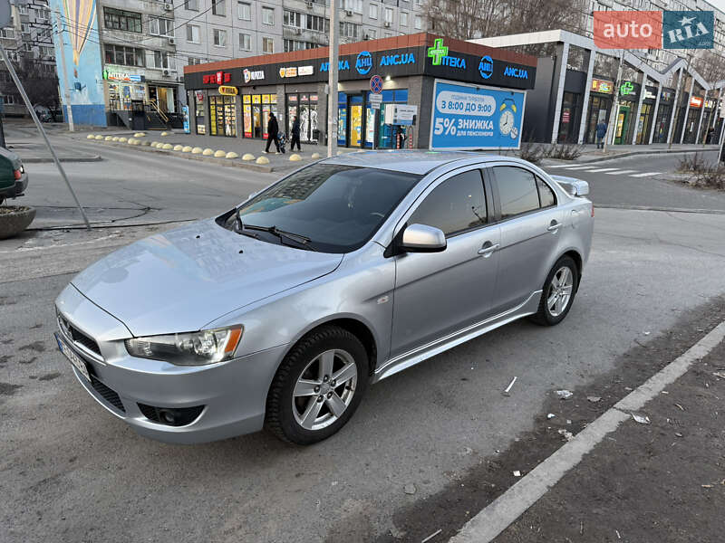 Седан Mitsubishi Lancer 2008 в Днепре