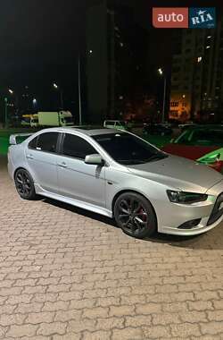 Седан Mitsubishi Lancer 2013 в Киеве