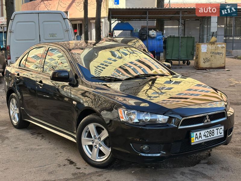 Седан Mitsubishi Lancer 2007 в Киеве
