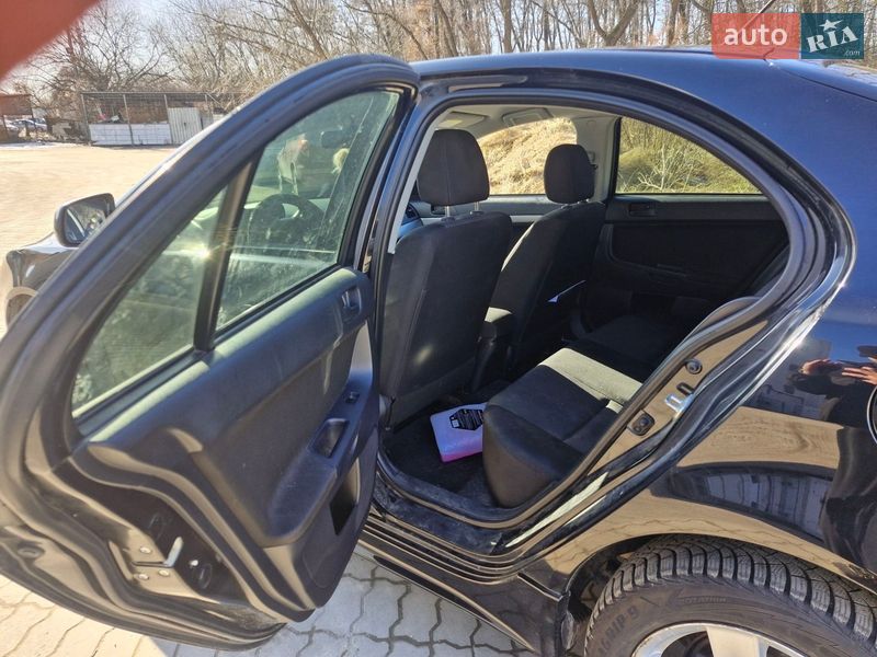 Хэтчбек Mitsubishi Lancer 2009 в Львове