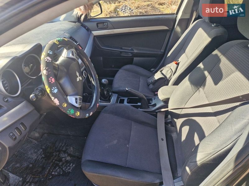 Хэтчбек Mitsubishi Lancer 2009 в Львове