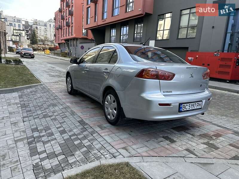 Седан Mitsubishi Lancer 2009 в Львове фото 4 Седан Mitsubishi Lancer 2009 в Львове