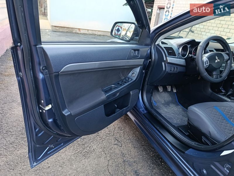 Седан Mitsubishi Lancer 2007 в Красилове фото 14 Седан Mitsubishi Lancer 2007 в Красилове