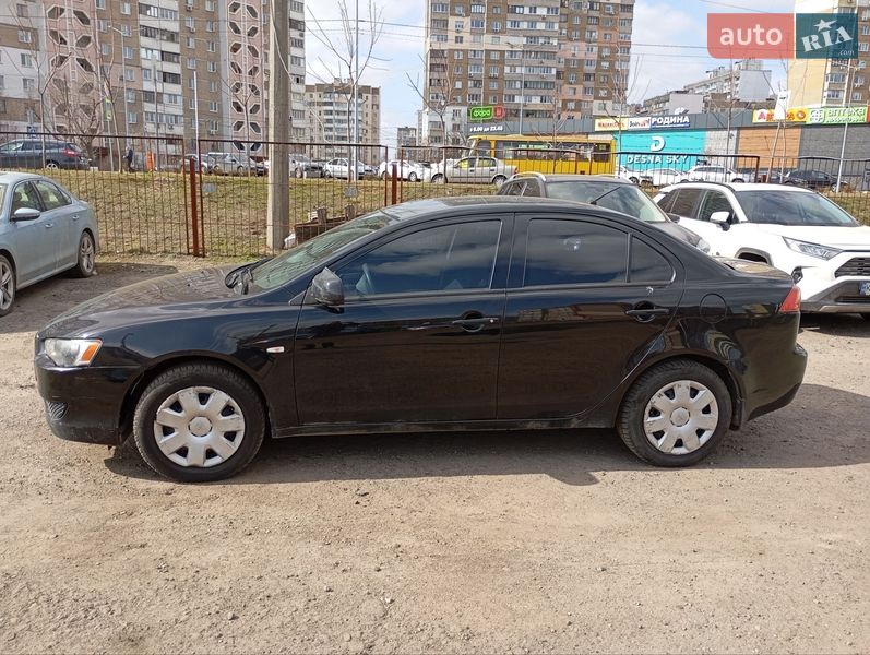 Седан Mitsubishi Lancer 2008 в Києві