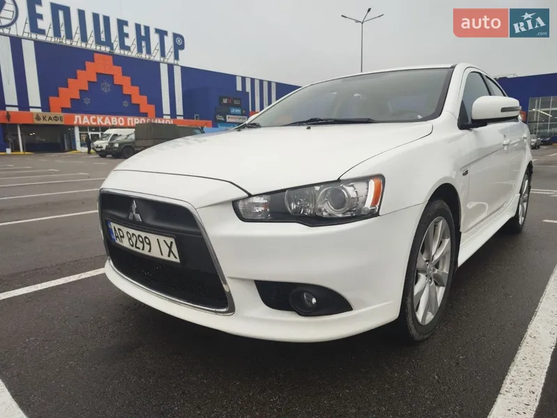 Mitsubishi Lancer 2015