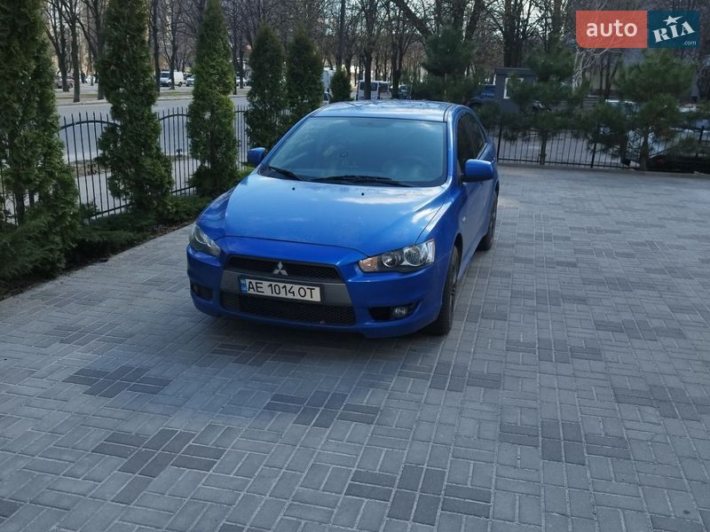 Хетчбек Mitsubishi Lancer 2009 в Дніпрі