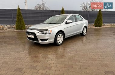Седан Mitsubishi Lancer 2009 в Умані