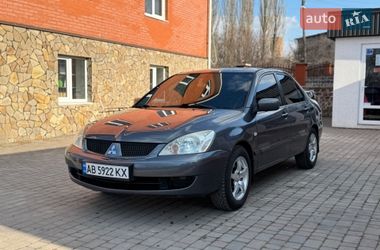 Седан Mitsubishi Lancer 2005 в Жмеринке