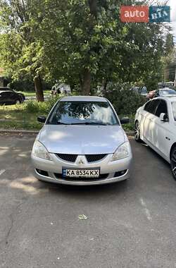 Седан Mitsubishi Lancer 2005 в Киеве