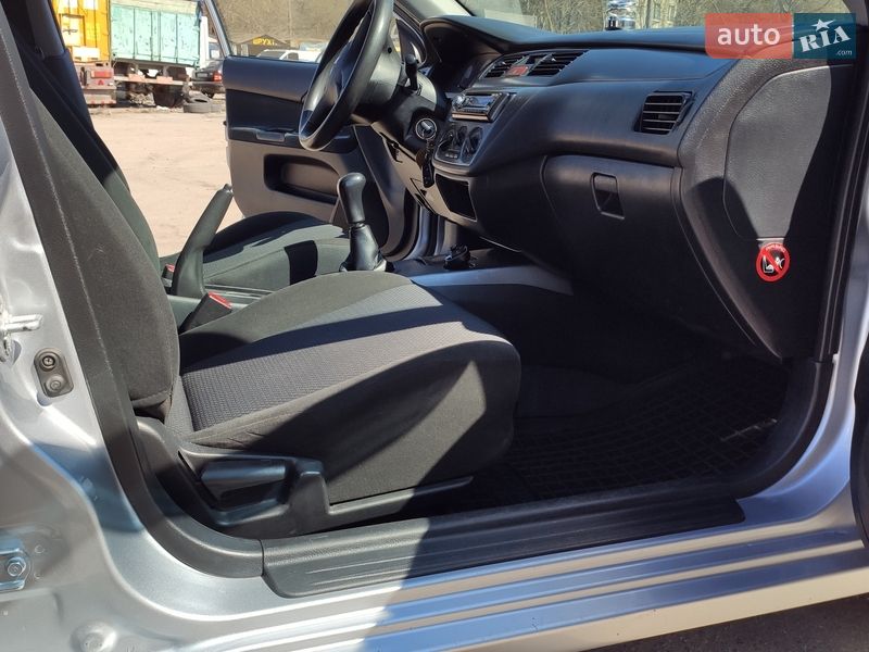 Седан Mitsubishi Lancer 2008 в Виннице фото 13 Седан Mitsubishi Lancer 2008 в Виннице