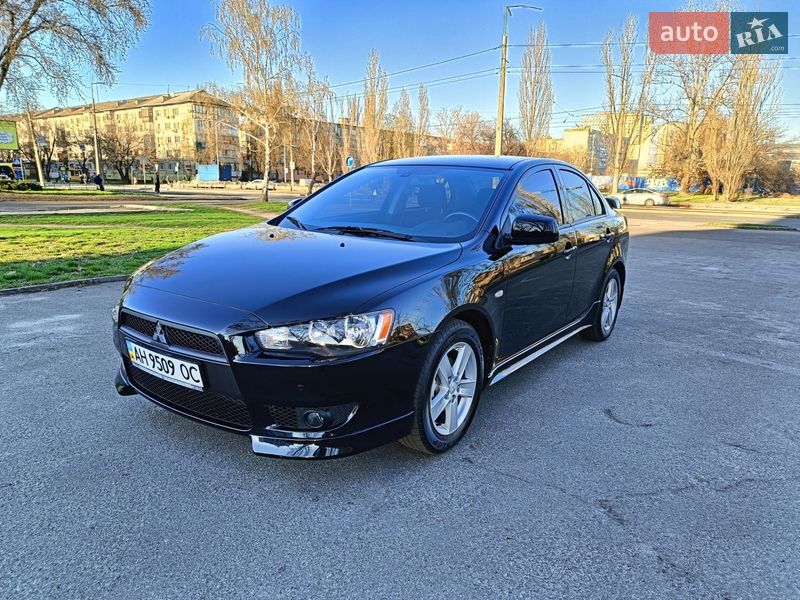Седан Mitsubishi Lancer 2008 в Киеве