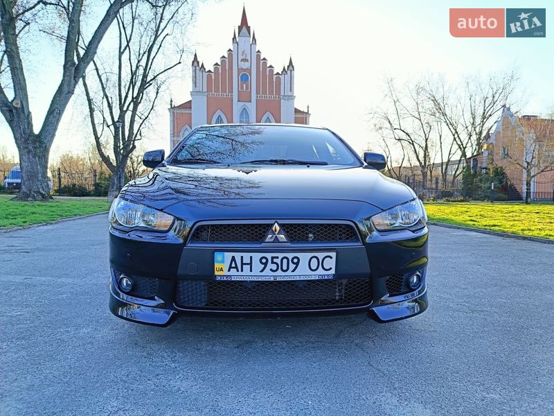Седан Mitsubishi Lancer 2008 в Киеве