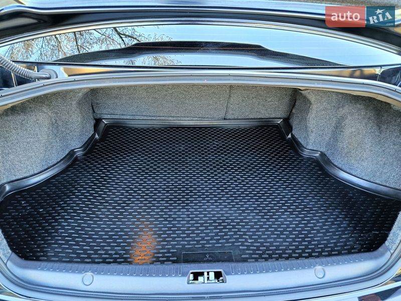 Седан Mitsubishi Lancer 2008 в Киеве