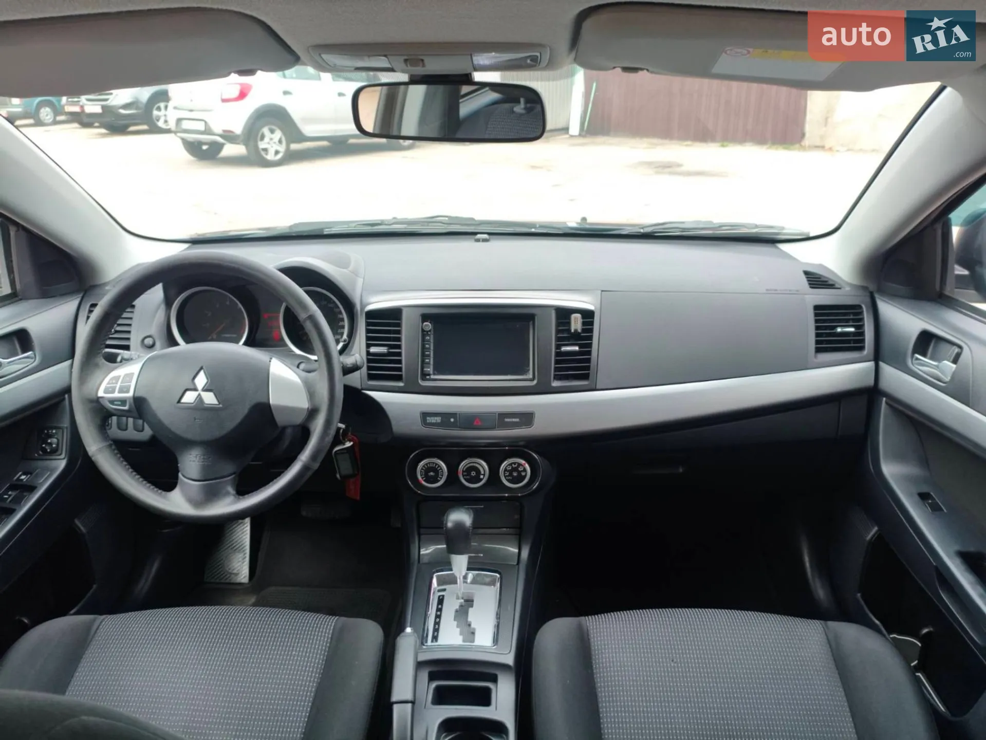 2011 Mitsubishi Lancer - мініатюра 32