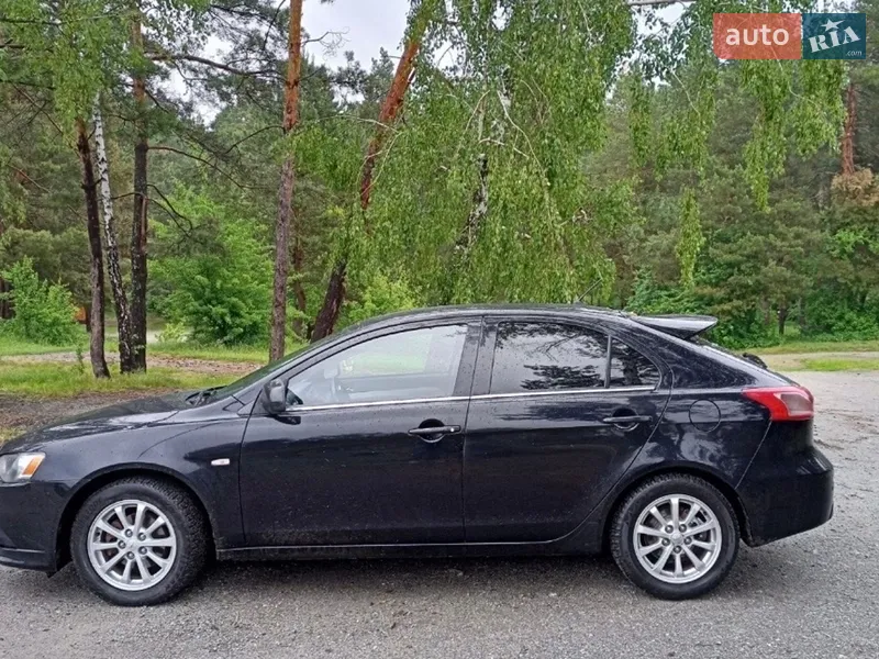 Mitsubishi Lancer