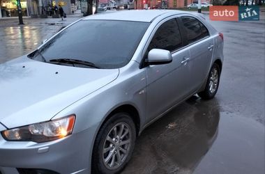 Хетчбек Mitsubishi Lancer 2010 в Житомирі