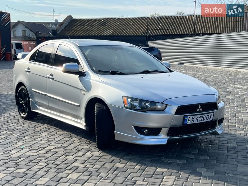 Седан Mitsubishi Lancer 2007 в Николаеве