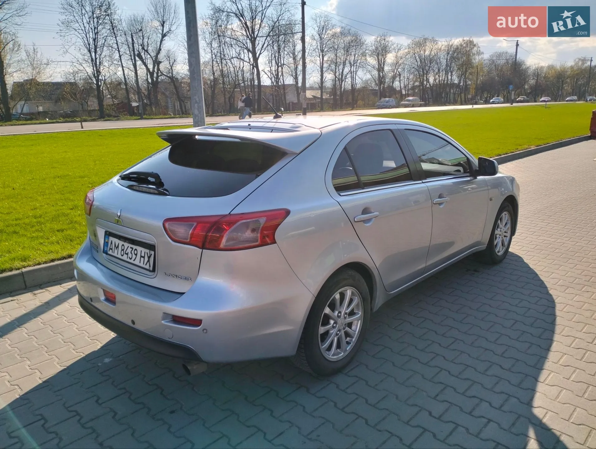 2010 Mitsubishi Lancer - мініатюра 4