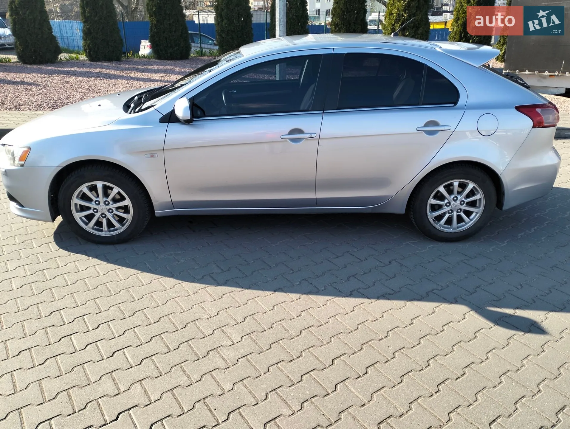 2010 Mitsubishi Lancer - мініатюра 9