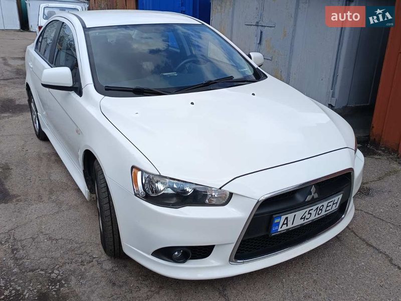 Mitsubishi Lancer 2013