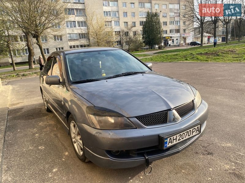 Седан Mitsubishi Lancer 2005 в Дрогобыче фото 2 Седан Mitsubishi Lancer 2005 в Дрогобыче
