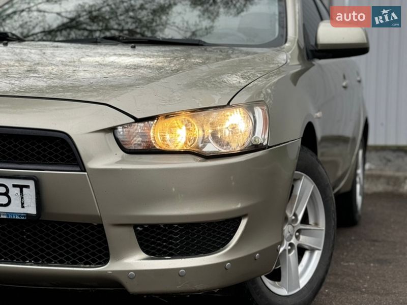 Седан Mitsubishi Lancer 2008 в Бобровиці