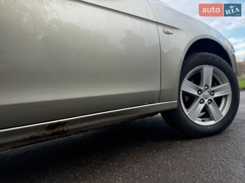 Седан Mitsubishi Lancer 2008 в Бобровиці