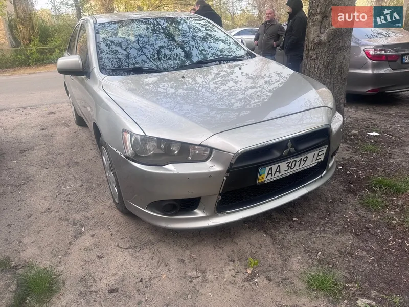 Mitsubishi Lancer 2013