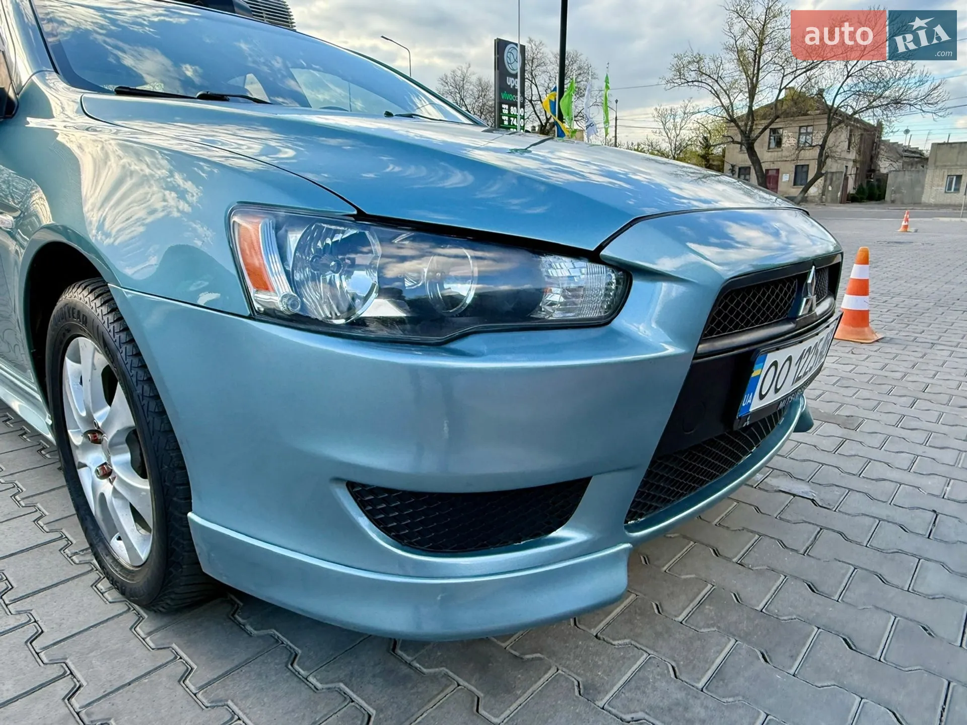 2010 Mitsubishi Lancer - мініатюра 5