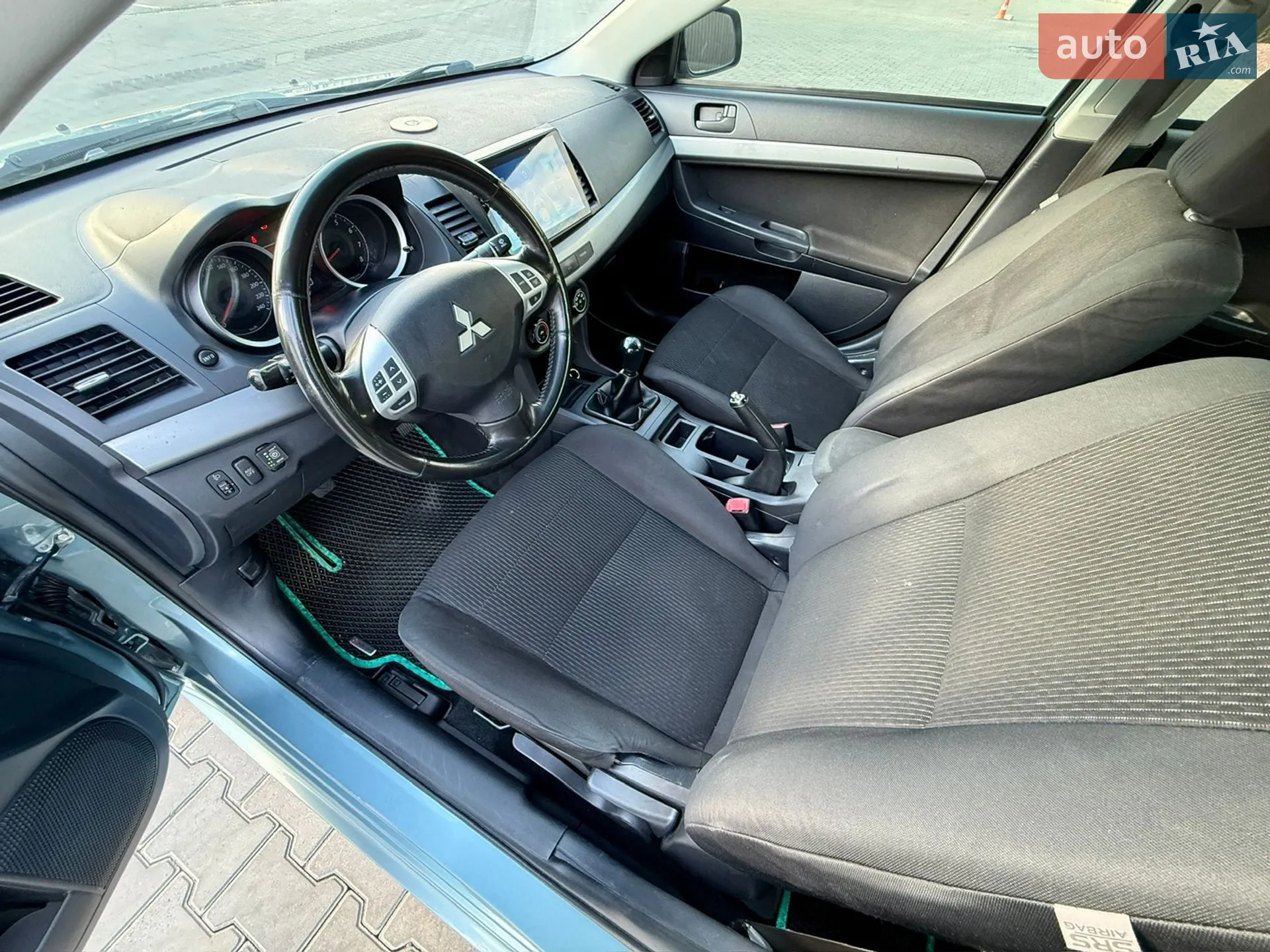 2010 Mitsubishi Lancer - мініатюра 23