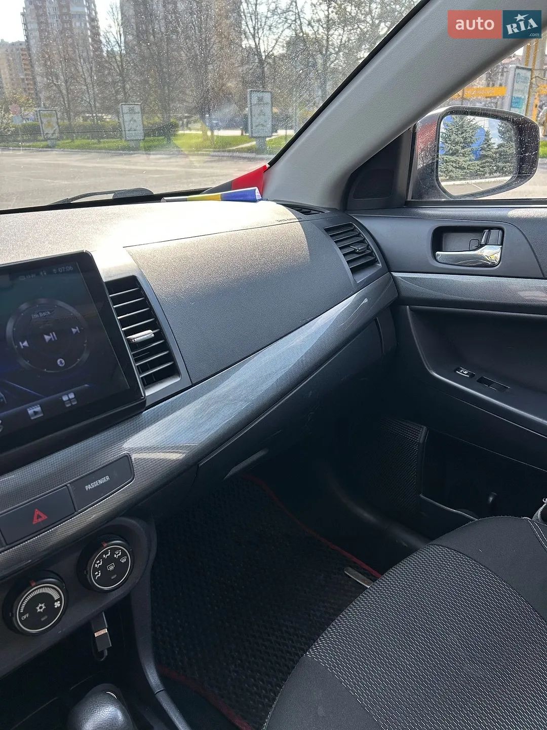 2014 Mitsubishi Lancer - мініатюра 22