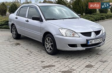 Седан Mitsubishi Lancer 2004 в Дніпрі