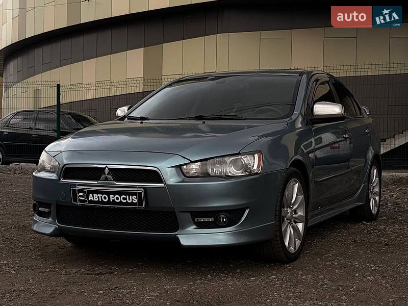 Седан Mitsubishi Lancer 2008 в Киеве