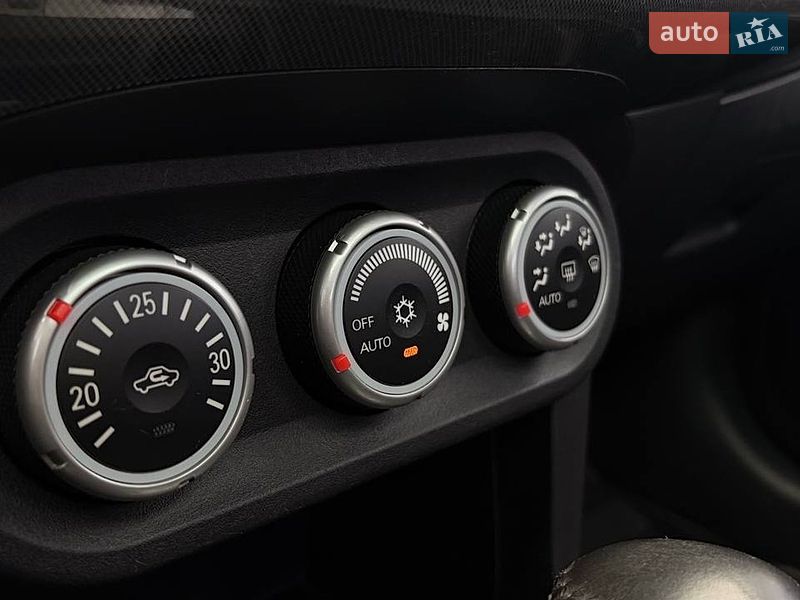 Седан Mitsubishi Lancer 2008 в Киеве