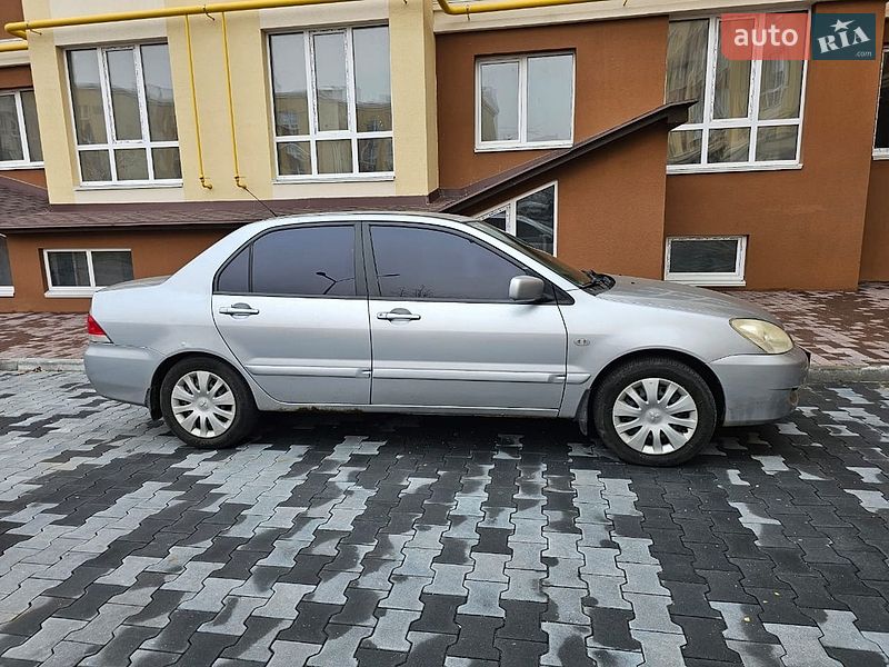 Седан Mitsubishi Lancer 2007 в Києві