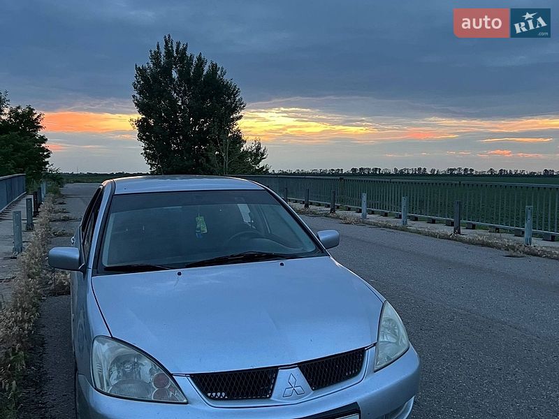 Седан Mitsubishi Lancer 2006 в Днепре