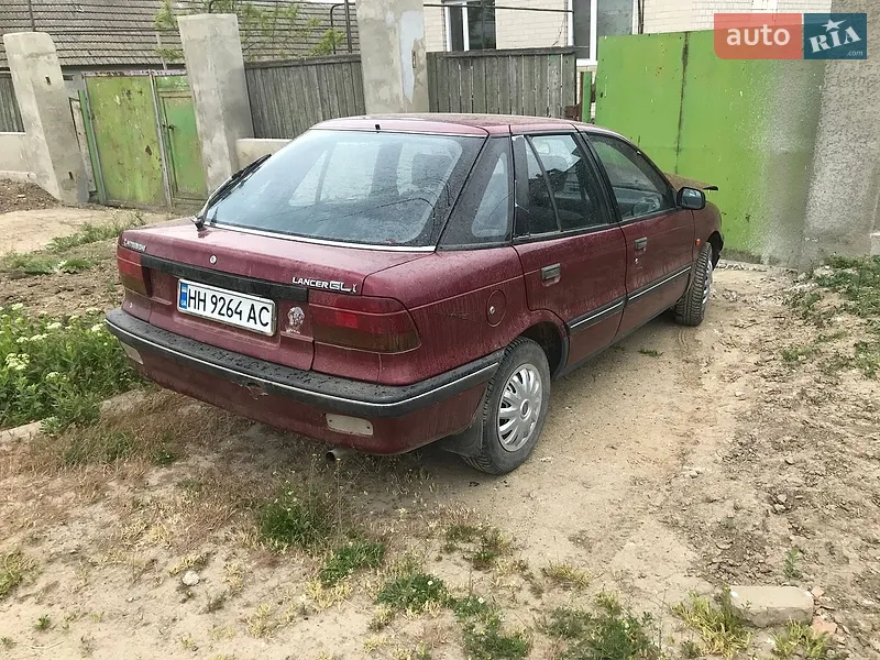 Mitsubishi Lancer 1990