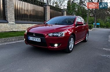 Седан Mitsubishi Lancer 2008 в Киеве