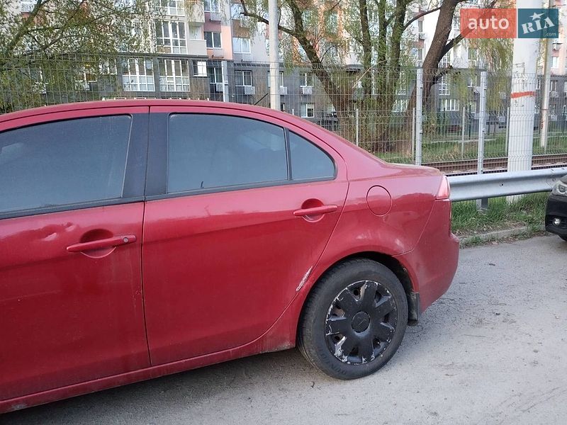Седан Mitsubishi Lancer 2007 в Киеве