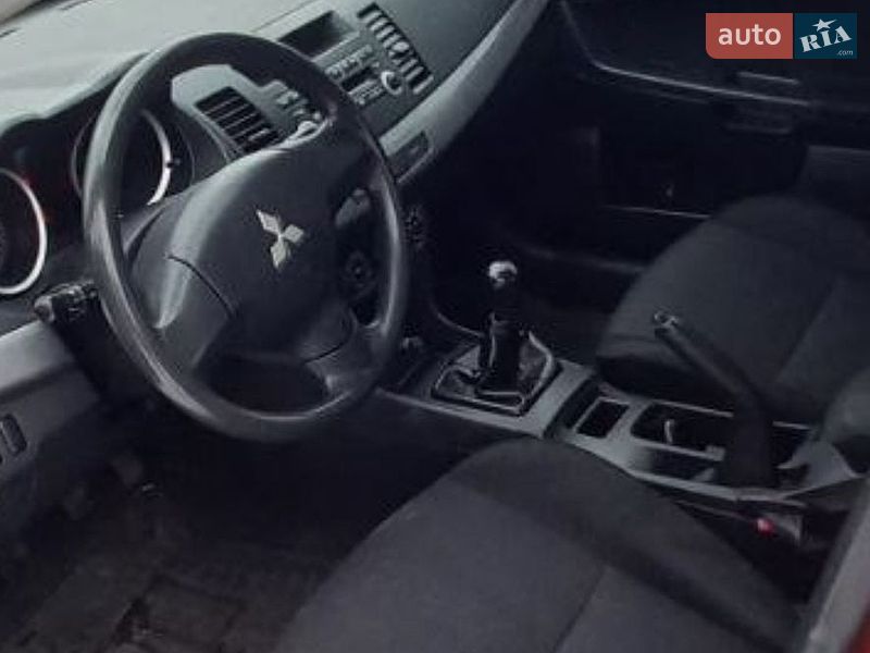 Седан Mitsubishi Lancer 2007 в Киеве