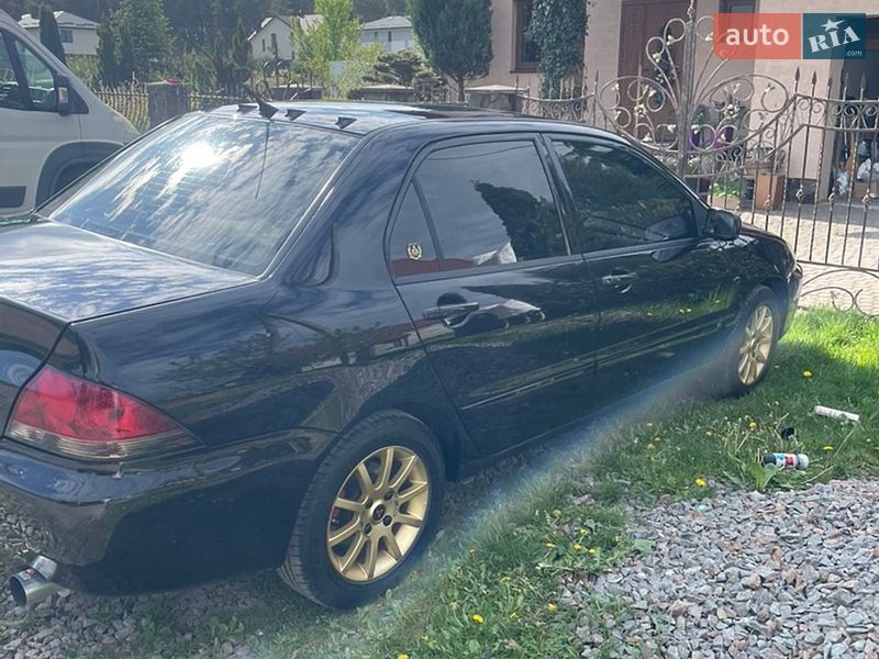 Седан Mitsubishi Lancer 2008 в Львове