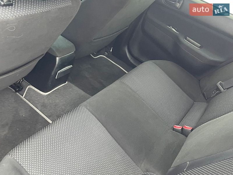Седан Mitsubishi Lancer 2008 в Львове