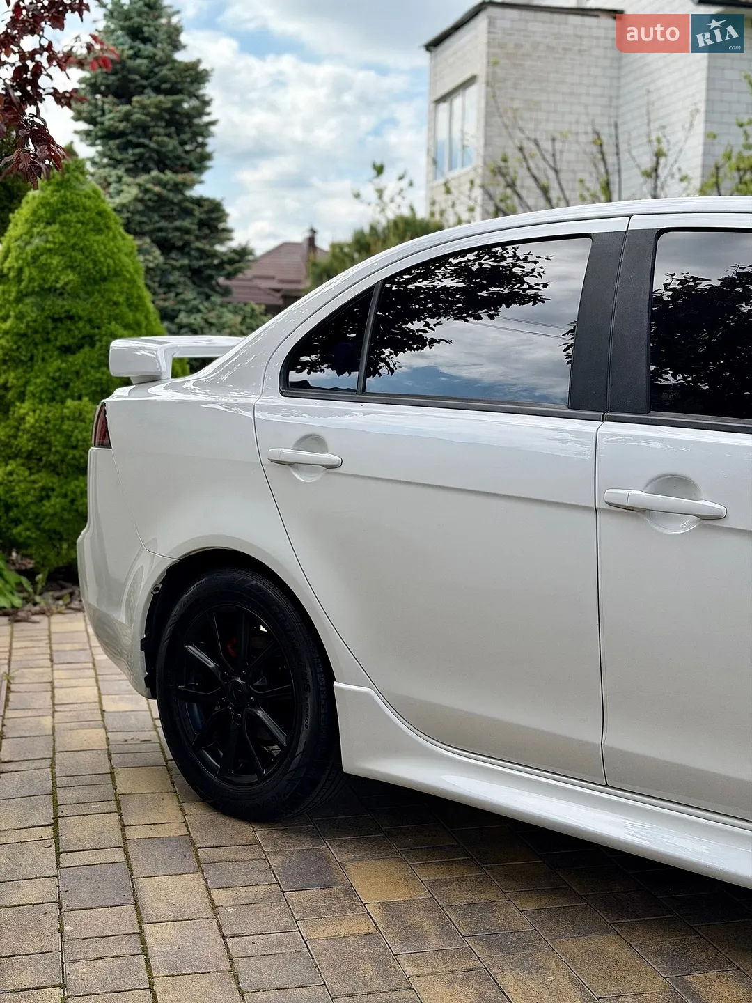 2017 Mitsubishi Lancer - мініатюра 2