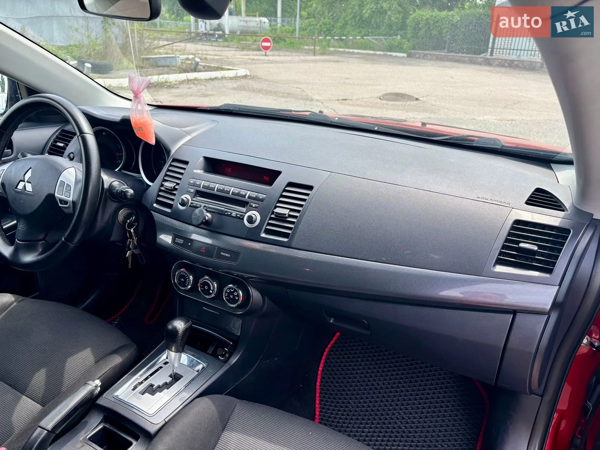 2011 Mitsubishi Lancer - мініатюра 41