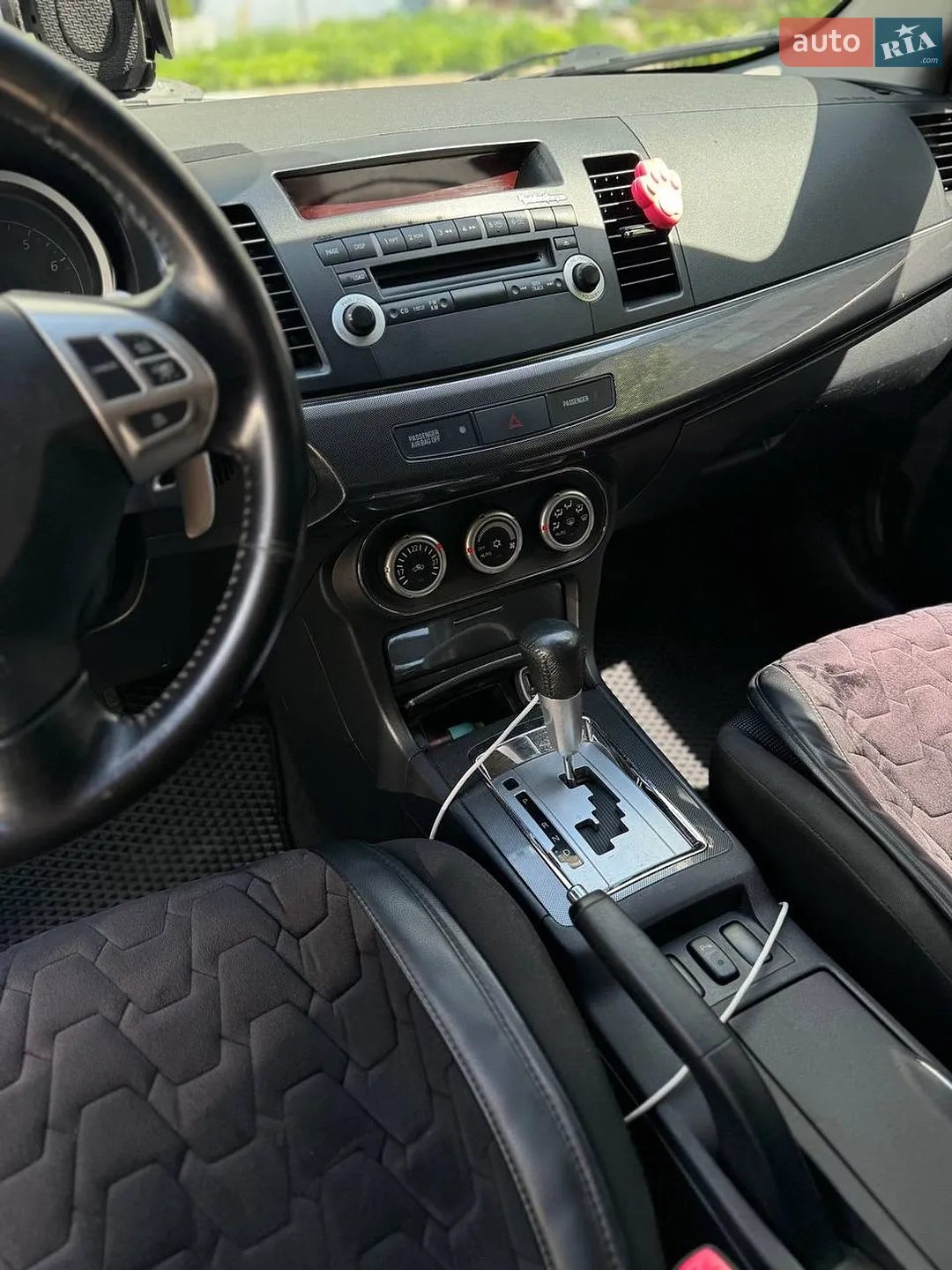 Mitsubishi Lancer 2009 VIN JMBLTCX3A9U005167 фото оголошення 10 з 11