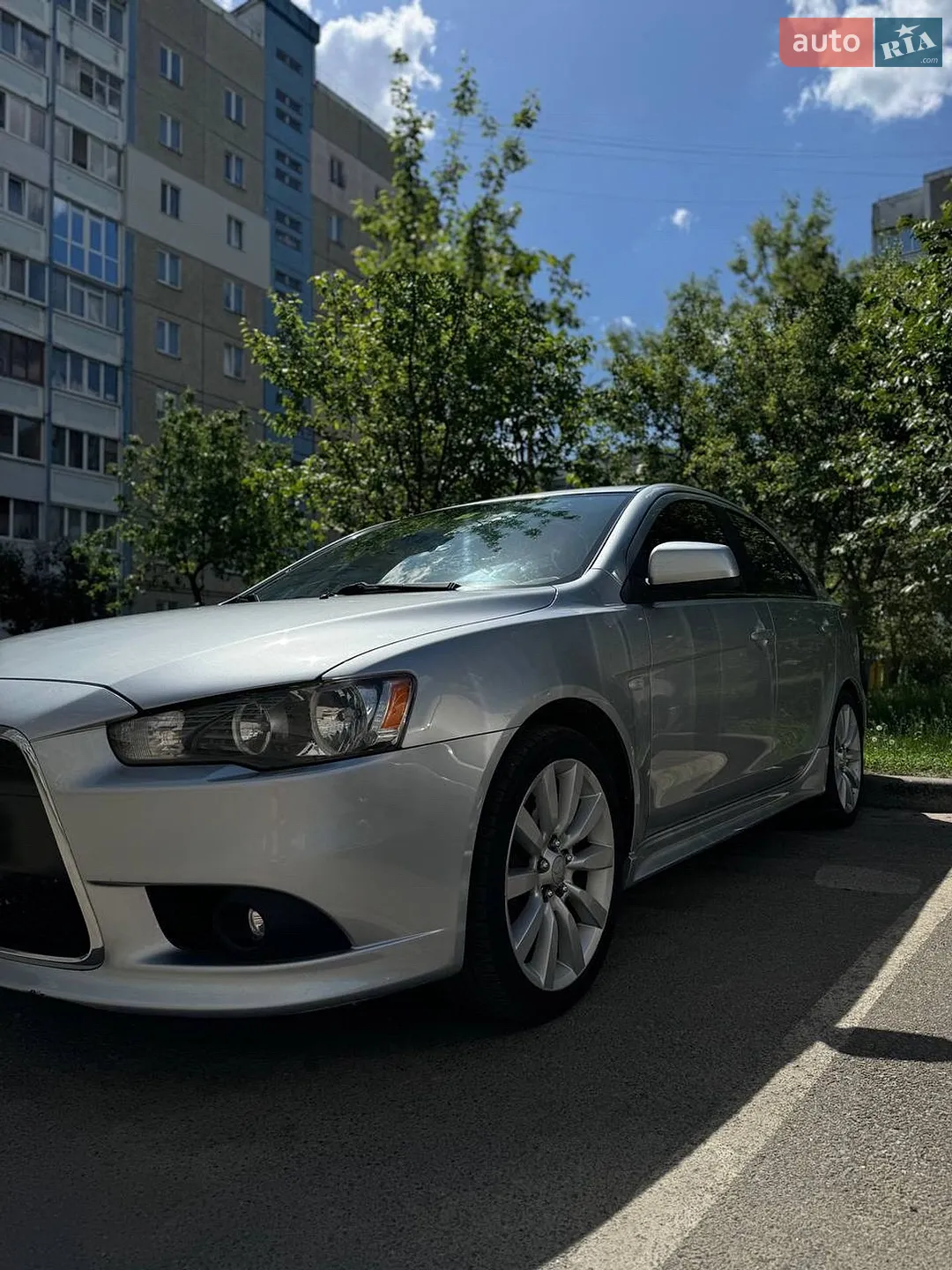 Mitsubishi Lancer 2009 VIN JMBLTCX3A9U005167 фото оголошення 4 з 11