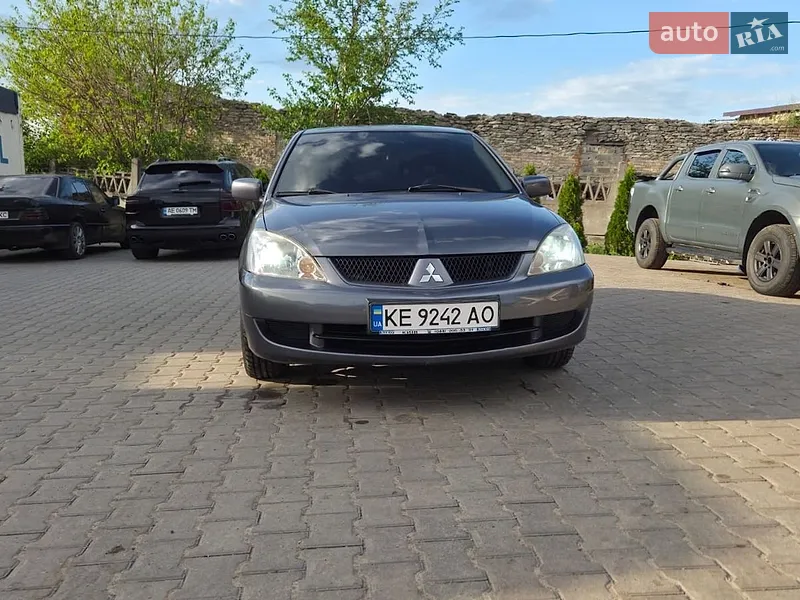 Mitsubishi Lancer