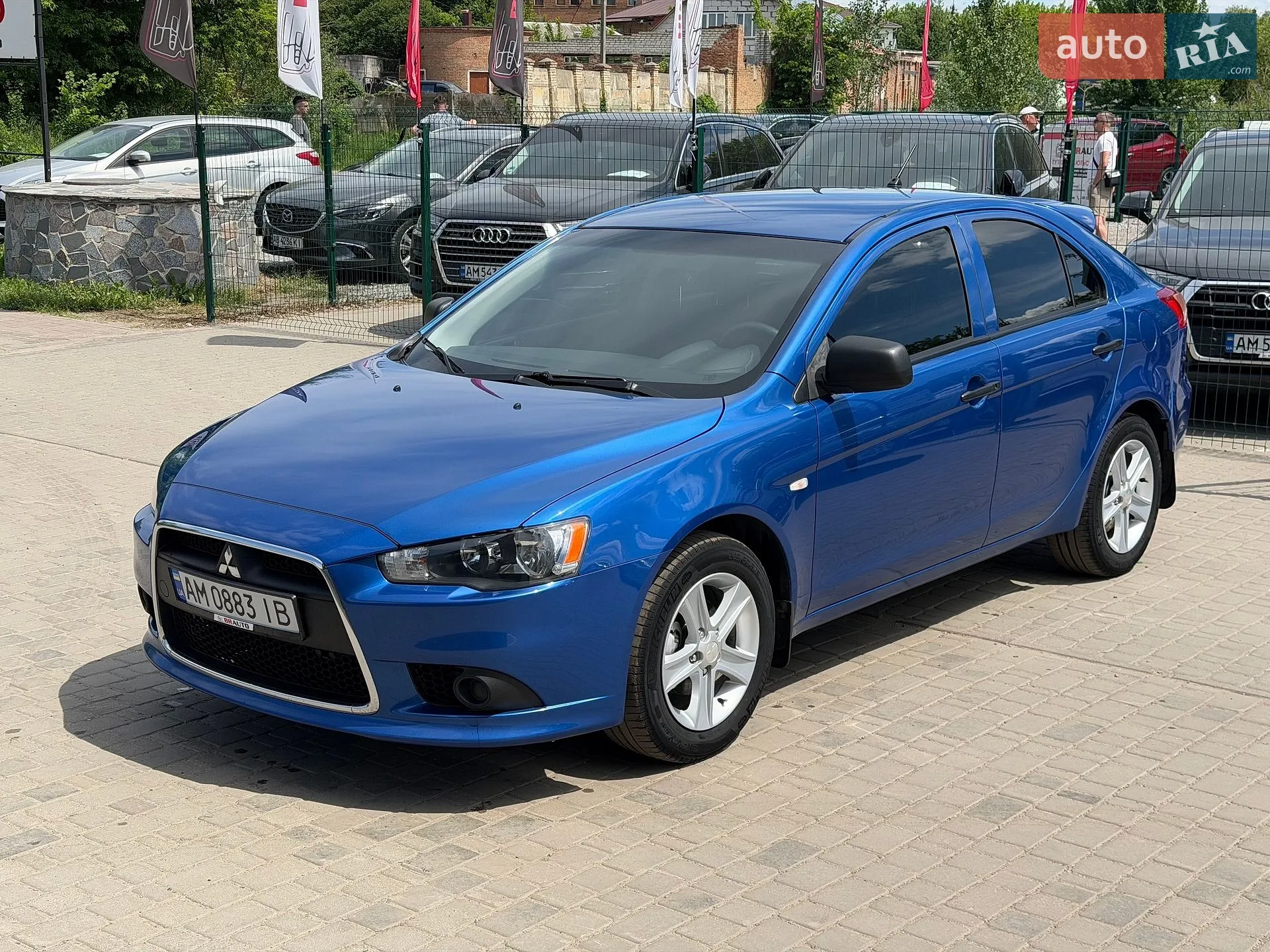 2010 Mitsubishi Lancer - мініатюра 2